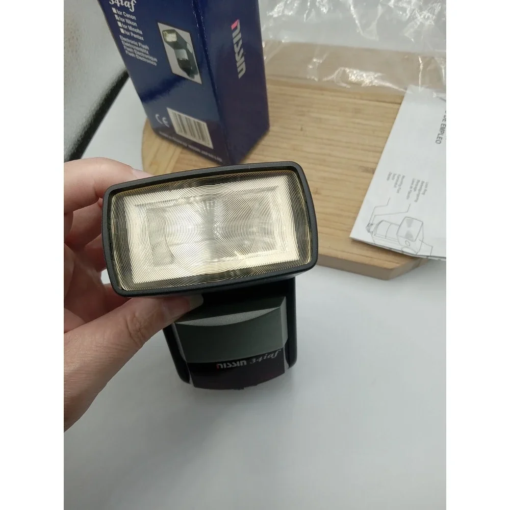 Nissin 34iaf Auto Flash for Nikon Or Canon EOS‎ Cameras Open Box